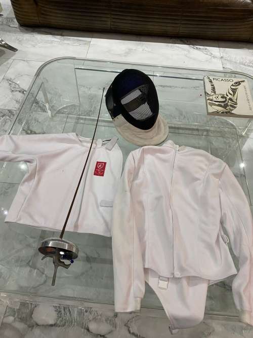 FENCING SET BID FOR ALL !!!