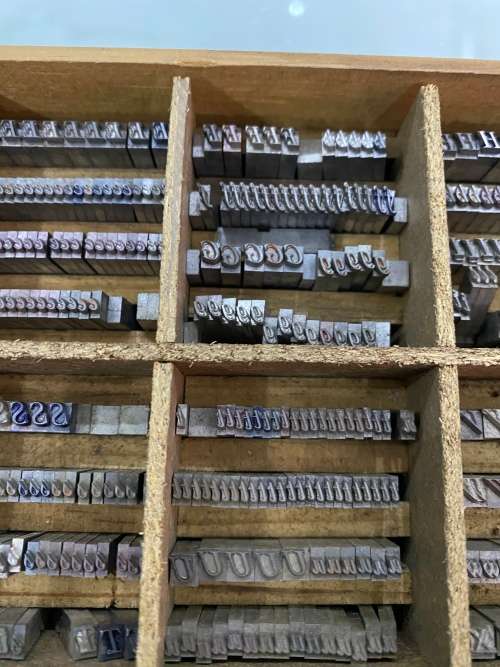 Massive collection of type letter  press massive collection bid for all !!!