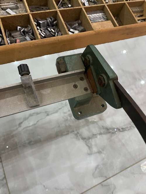 Massive collection of type letter  press massive collection bid for all !!!