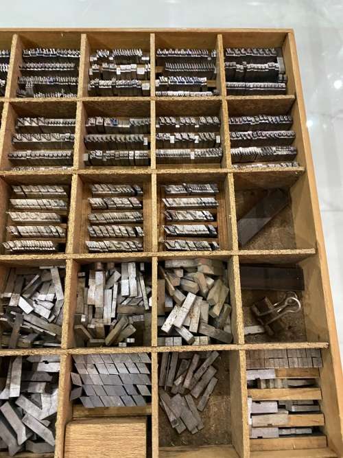 Massive collection of type letter  press massive collection bid for all !!!