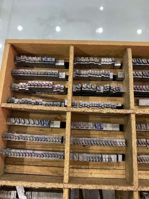 Massive collection of type letter  press massive collection bid for all !!!