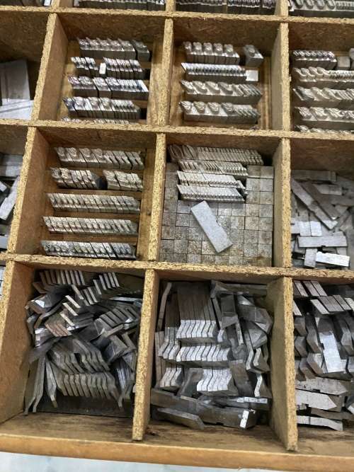 Massive collection of type letter  press massive collection bid for all !!!