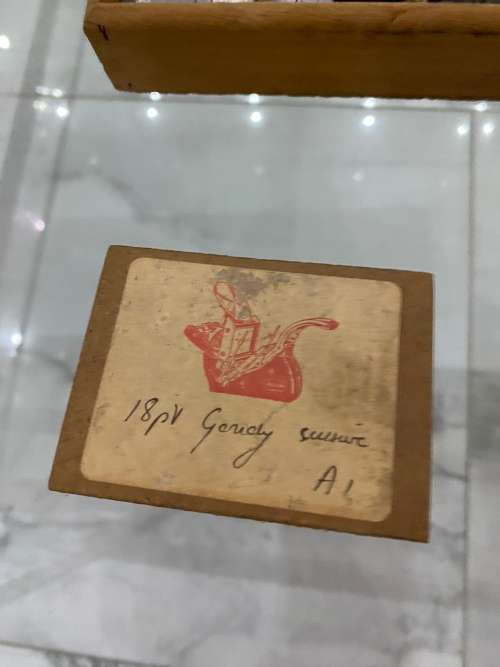 Massive collection of type letter  press massive collection bid for all !!!