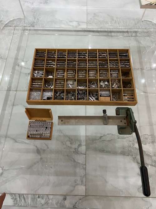 Massive collection of type letter  press massive collection bid for all !!!