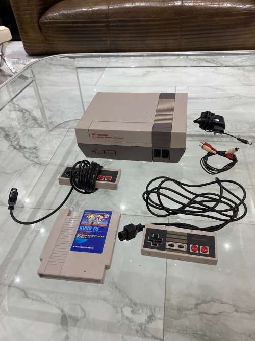 RARE NINTENDO NES CONSOLE COMPLETE WORKING WITH KUNG FU GAME COMPLETE WORKING!!!!