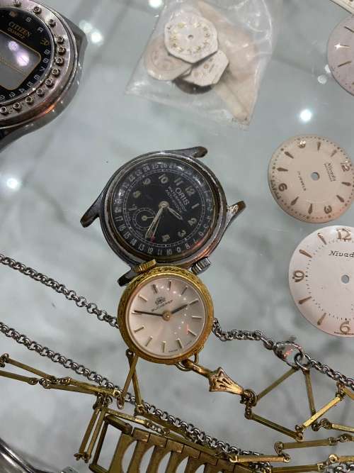 Large collection of vintage watches and spares bid for all !!!!