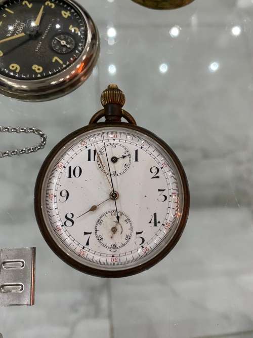 Large collection of vintage watches and spares bid for all !!!!