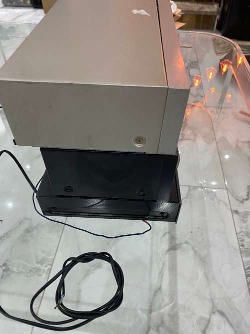 VINTAGE ELECTRONICS NAD TECHNICS AND OTHER NOT WORKING FOR SPARES !!!