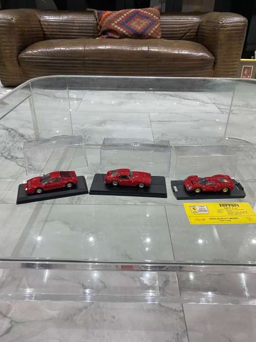 3 highly detailed Ferrari scale 1:43 models bid for all !!!!