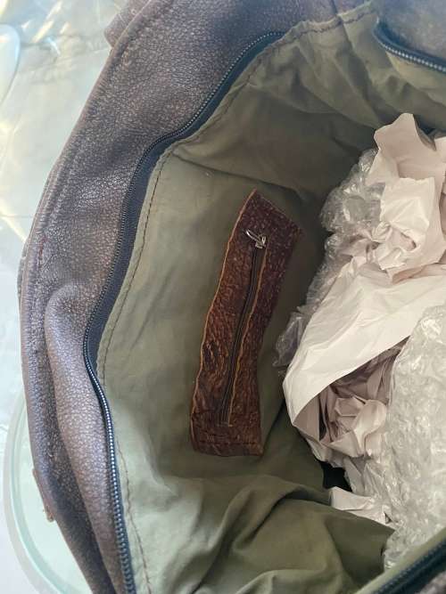 LARGE LEATHER BAG !!!