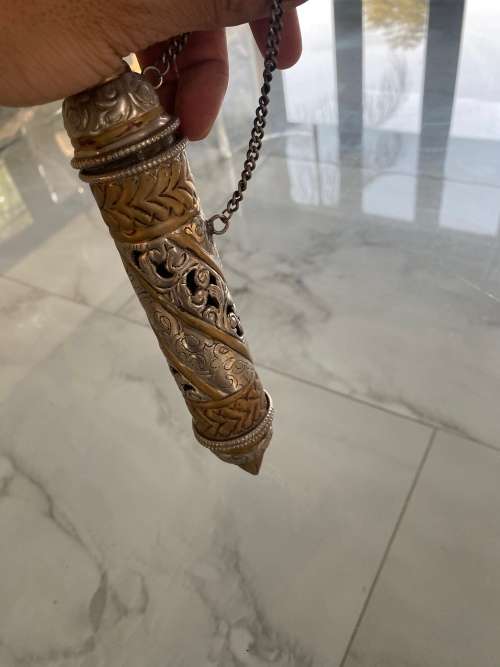 Highly detailed holder !!!