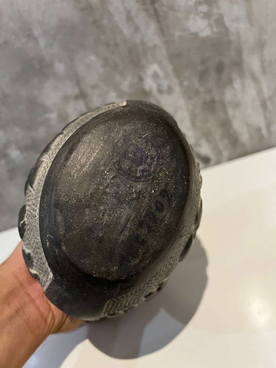 Highly detailed grey vase has chip on rim as show on picture 21CM tall !!!!