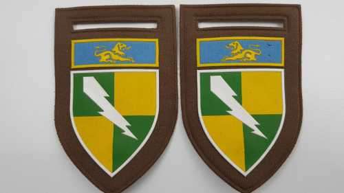 SADF Group 28 HQ with ET facing pair Tupper set.