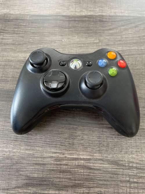 Xbox 360 Controller + Games