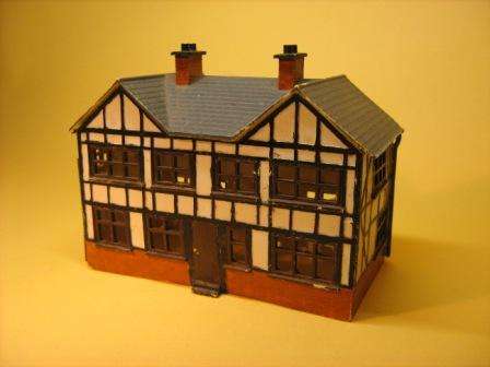 H0/00 TUDOR COTTAGE
