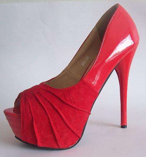 Elegant 14cm High Heels. Size 5