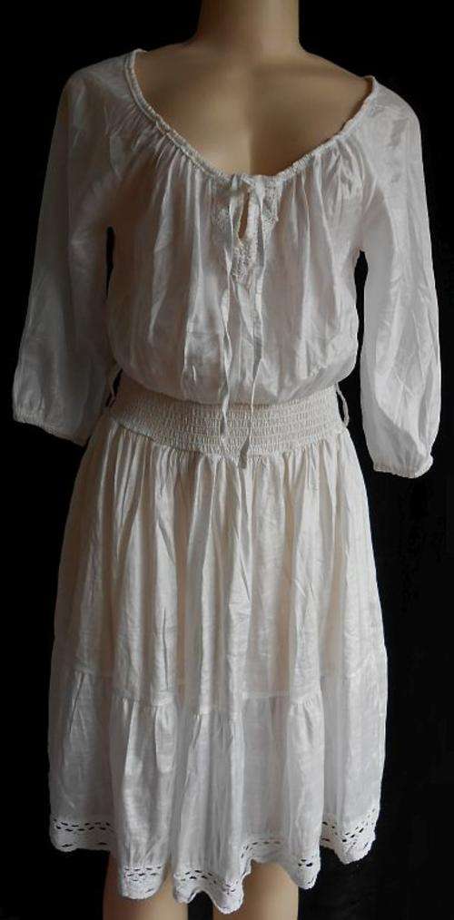 Lovely White Dress 32