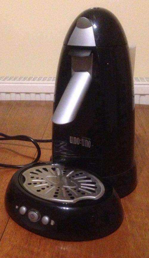 Russell Hobbs Uno Pod System 11299 Coffee Maker