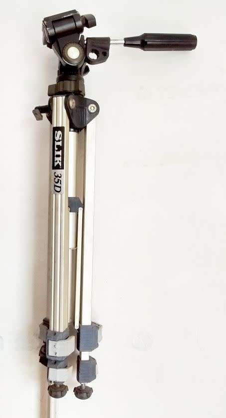 SILK 35D Old Tripod