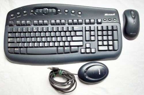 Microsoft Wireless Optical Desktop 1000 Keyboard and Mouse Combo (Black)