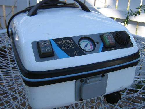 ELNA 401S STEAMER. With Steam cleaning accessories
