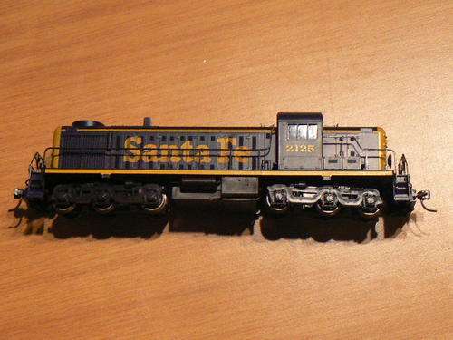 HO Atlas SANTA FE Diesel Loco (RSD 4/5)