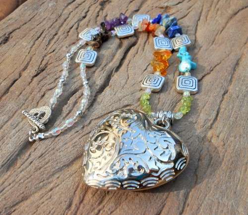 CHAKRA NECKLACE