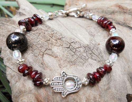 HAMSA BRACELET with Garnet