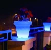 COLOUR CHANGING PLANT POT