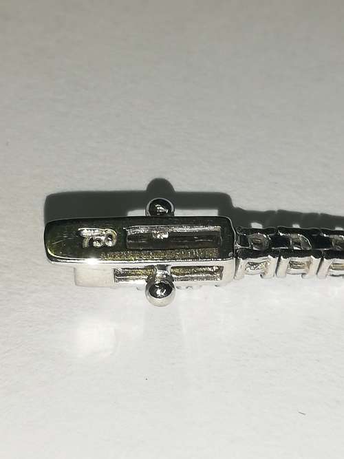 Browns Forever 18ct White Gold Tennis Bracelet