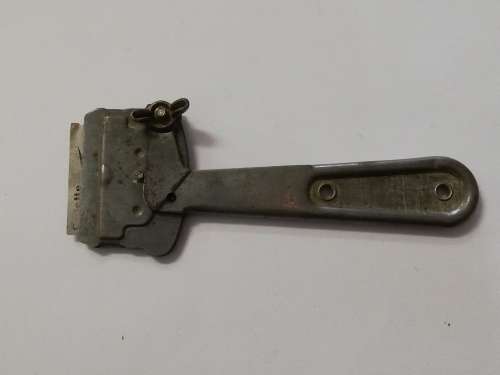 Red devil Jak Nife No 13