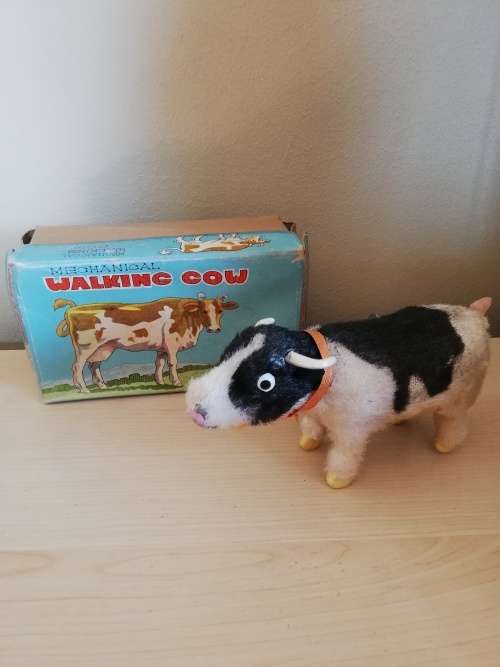 Mechanical Walking cow