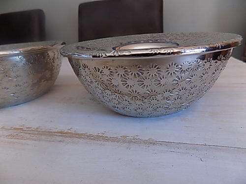 Set of Two Shiny Decorative Metal Candle Holders