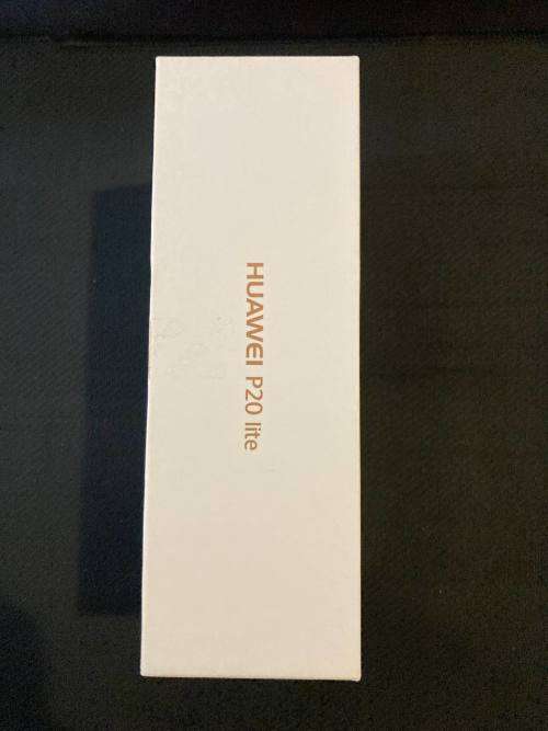 Pristine 9/10 - Huawei - P20 Lite