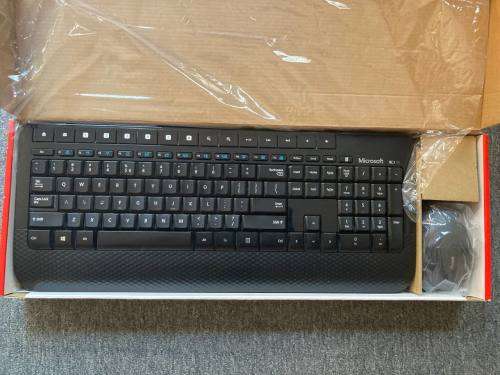 ## 3x Wireless Keyboard and Mouse Combo