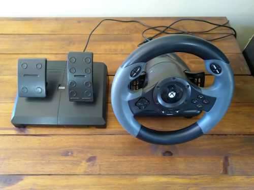 Xbox One Racing Setup (Steering Wheel + Pedals)