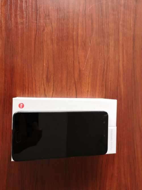 Huawei P10 Plus (128GB, 6GB RAM) - 24 Hour Delivery