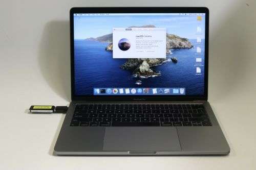 Apple MacBook Pro 13 inch 2017 Space Grey (Core i5 2.3ghz, 8GB RAM, 256GB Storage)