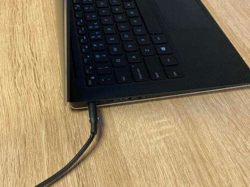 Dell XPS 13 9360 High-Performance Laptop | 8th Gen | 8GB RAM | 13 inch FHD Display | 256GB SSD