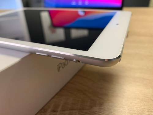 Apple iPad Mini 2 | 16GB | Wifi + Cellular | Silver | Quick Delivery