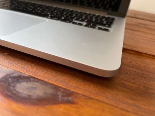 13-inch MacBook Pro (Retina, Early 2015, 128GB SSD, 8GB RAM) Quick Delivery