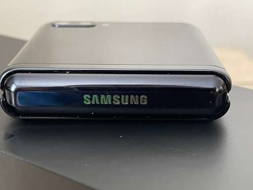 Samsung Galaxy Z Flip | 256GB | Mirror Black | 12 Month Warranty | Quick Delivery