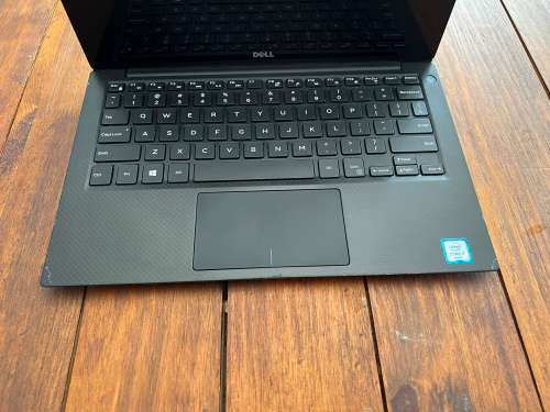 Dell XPS 13 9350 Signature Edition | Core-i7 | 16GB RAM | 1TB SSD | QHD+ Touch Display
