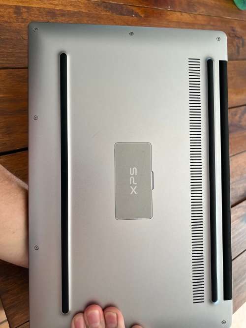 Dell XPS 13 9350 Signature Edition | Core-i7 | 16GB RAM | 1TB SSD | QHD+ Touch Display