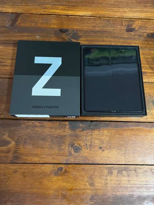 Samsung Galaxy Z Fold 3 5G | Dual-Sim | 512GB | Phantom Black | Quick Delivery