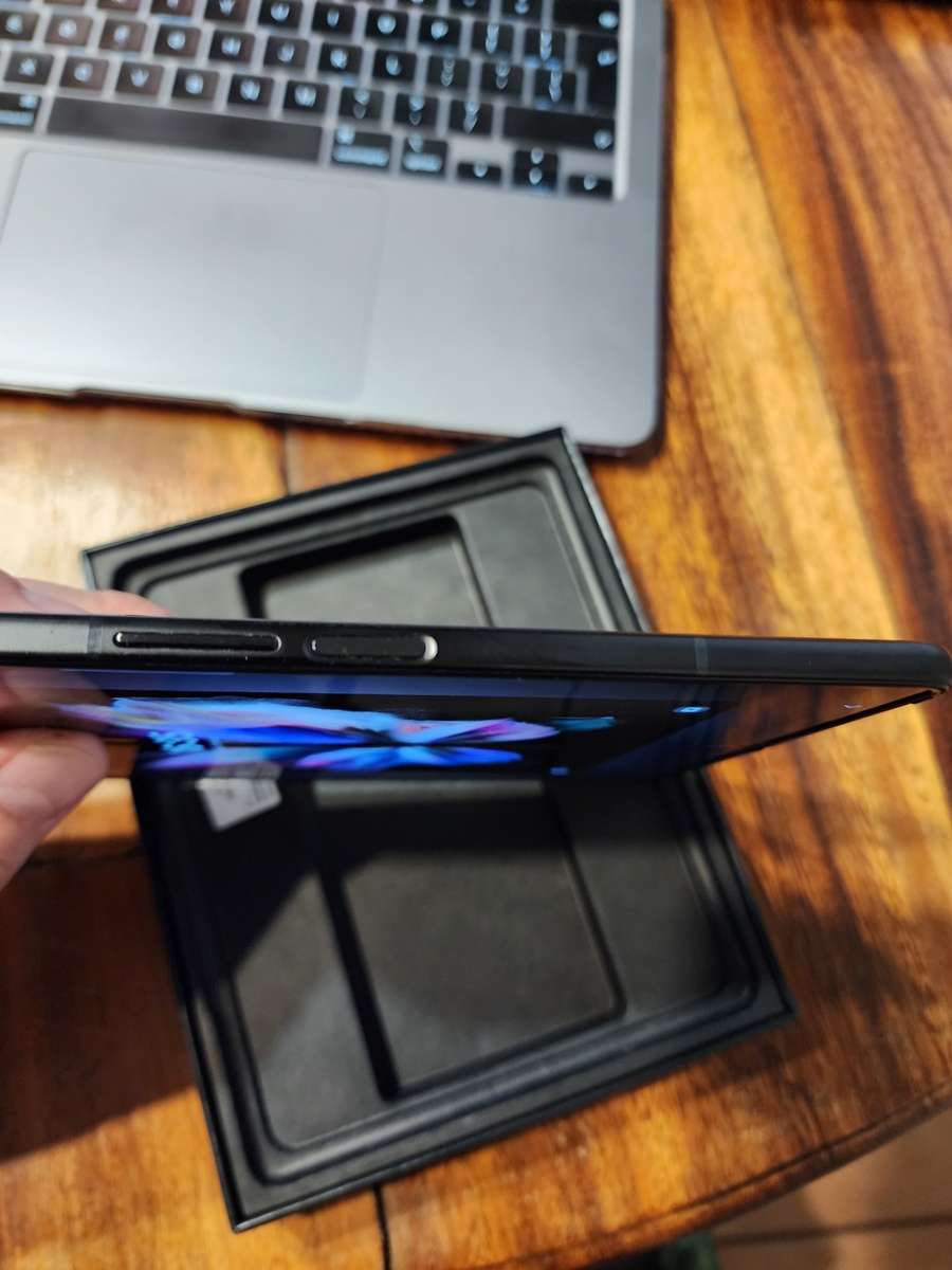 Samsung Galaxy Z Fold 3 5G | 256GB | Dual Sim | Phantom Black | R30 Delivery