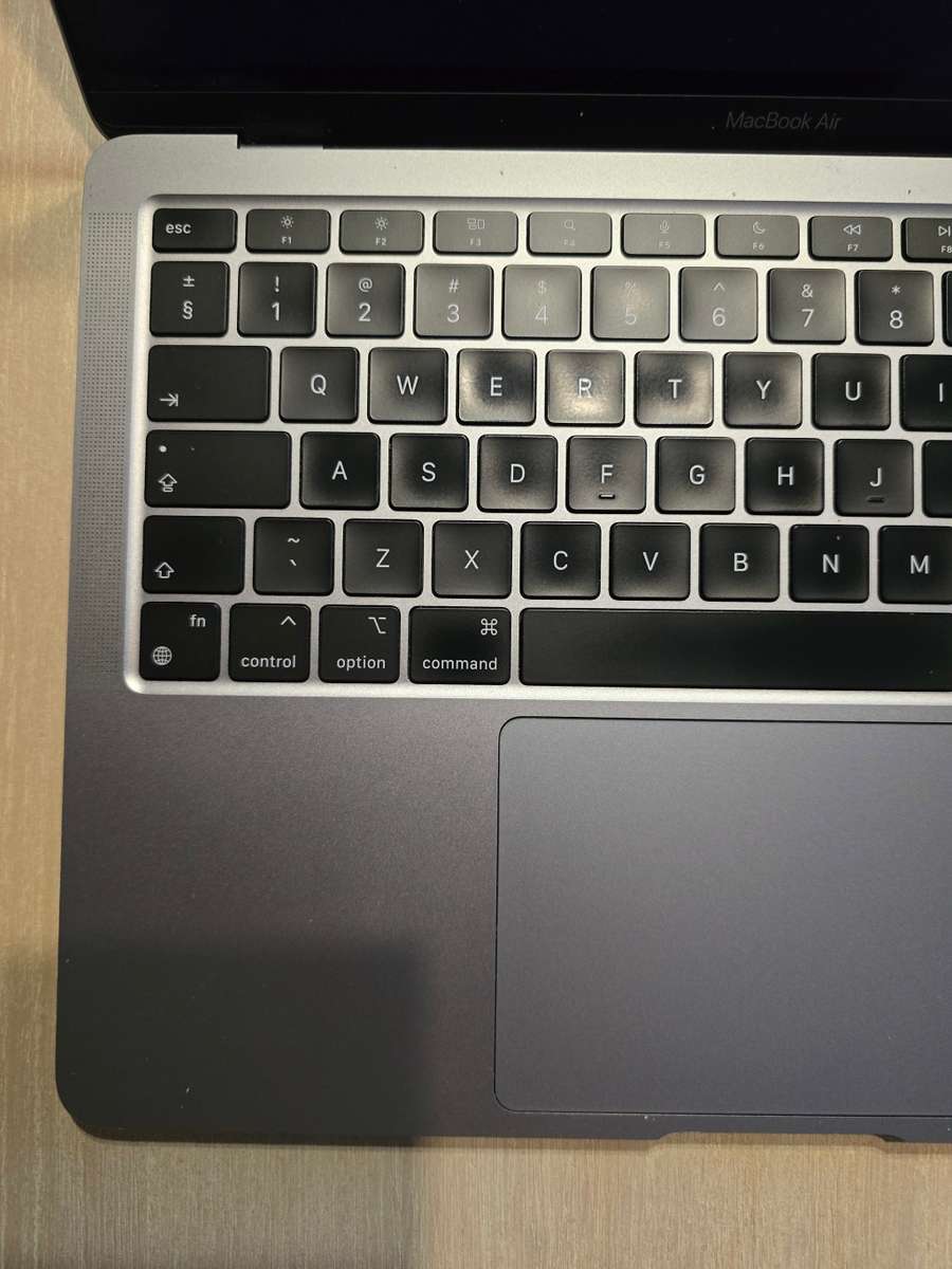 Apple MacBook Air M1 2020 | Space Gray | 8GB RAM | 256GB SSD