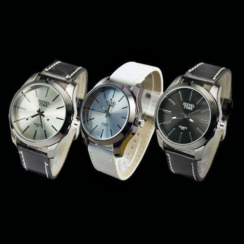 *Brand New* Quartz Leather Band Watch WITH VELVET GIFT BAG!!