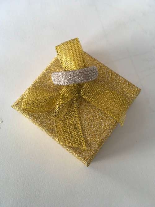 ¿ For Vanessa46 ¿Sparkling 14k White Diamond Half Eternity  Ring - 1.21 Carats in Total / 4.91 grams