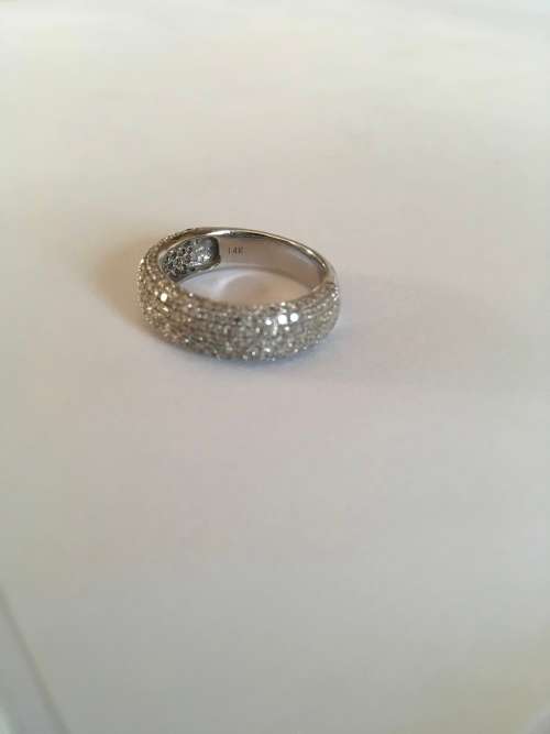 ¿ For Vanessa46 ¿Sparkling 14k White Diamond Half Eternity  Ring - 1.21 Carats in Total / 4.91 grams